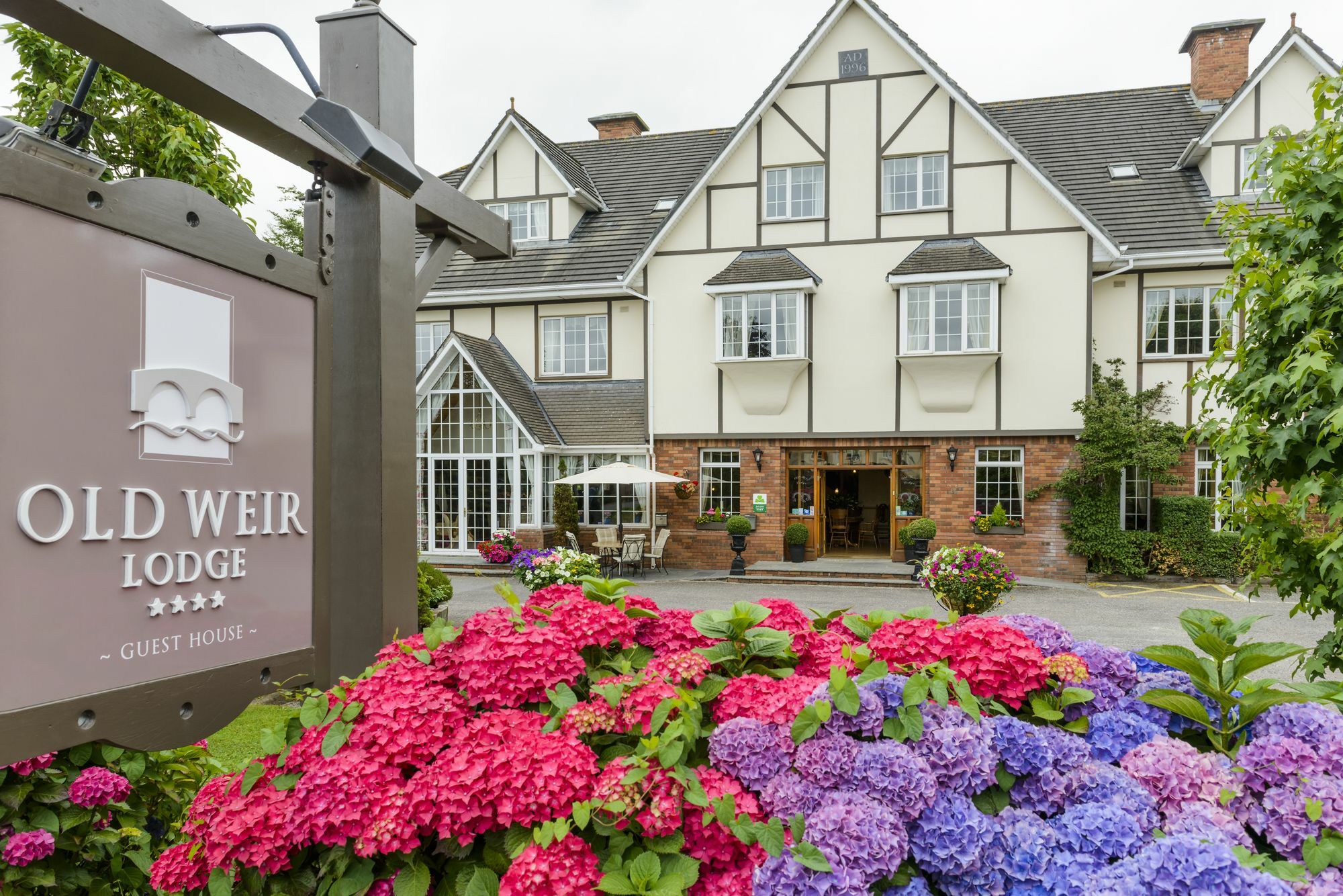 Old Weir Lodge Кілларні Екстер'єр фото